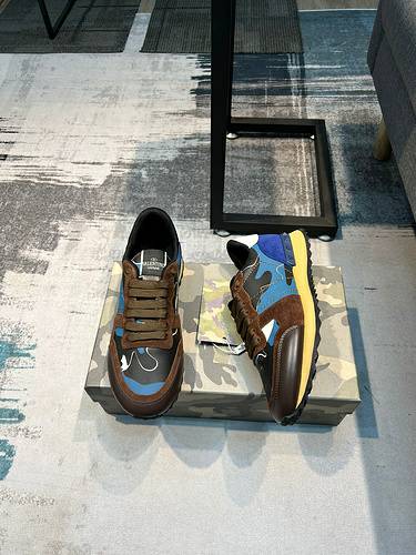 Picture of Valentino Shoes Men _SKUfw124752625fw